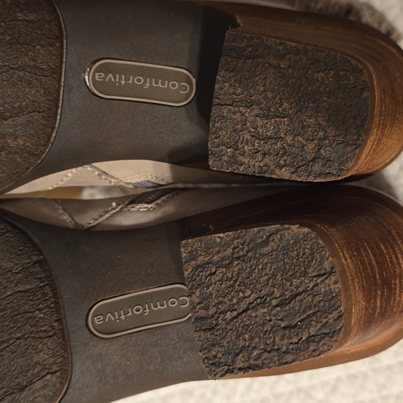 Comfortiva Leather Brianne Pietra Grey 9W Boots - Picture 7 of 16